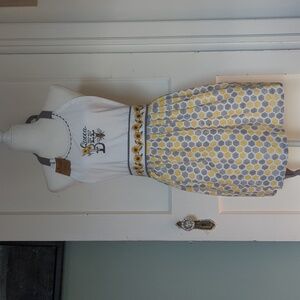 Queen Bee Apron